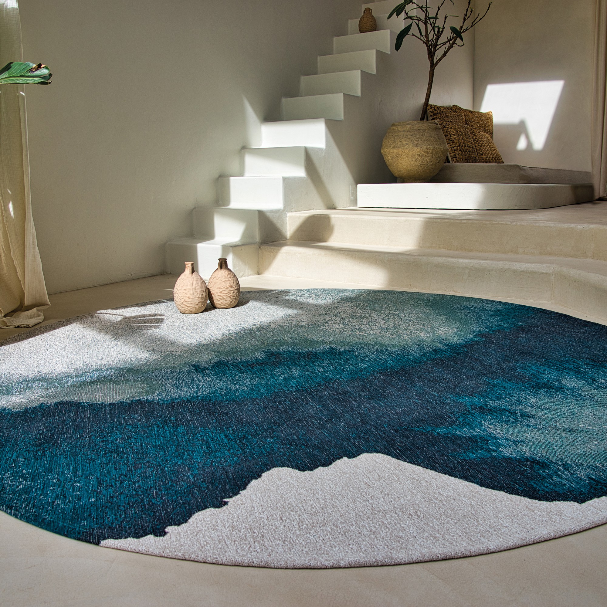 Louis De Poortere Designer Lagoon Round Rugs In 9332 Inkjet